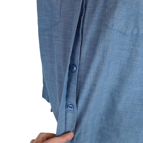 ALC Woman Cotton Chambray Tulip Hem Back Blouse, Size Small - Picture 9 of 10
